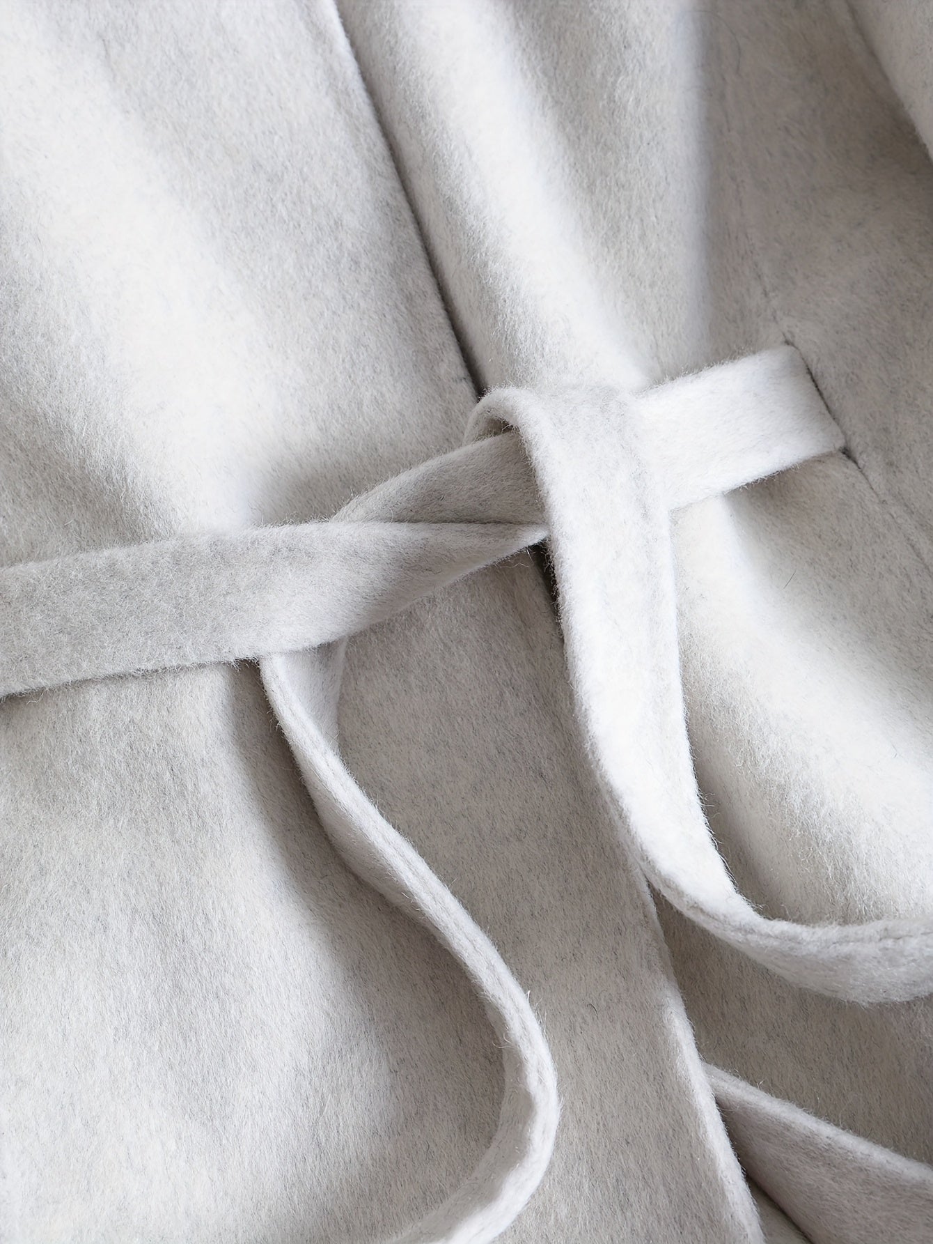 Women'S Elegant Winter Coat - Soft Warm Fleece-Lined Short Jacket with Belted Waist, Long Sleeves & Pockets, Casual Chic Outerwear for Everyday & Formal Events, Winter Jacket, Formal Event Attire, Sophisticated Style, Quality Stitching