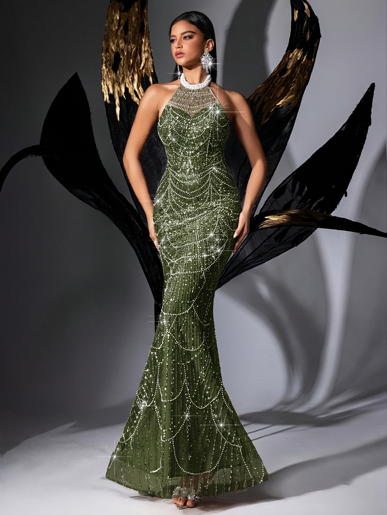 Elegant Backless Mermaid Evening Gown - Emerald Green Sequin & Lace Detailing, Round Neck Sleeveless Bodycon Dress for Women, Spring\u002FFall Formal Party Banquet