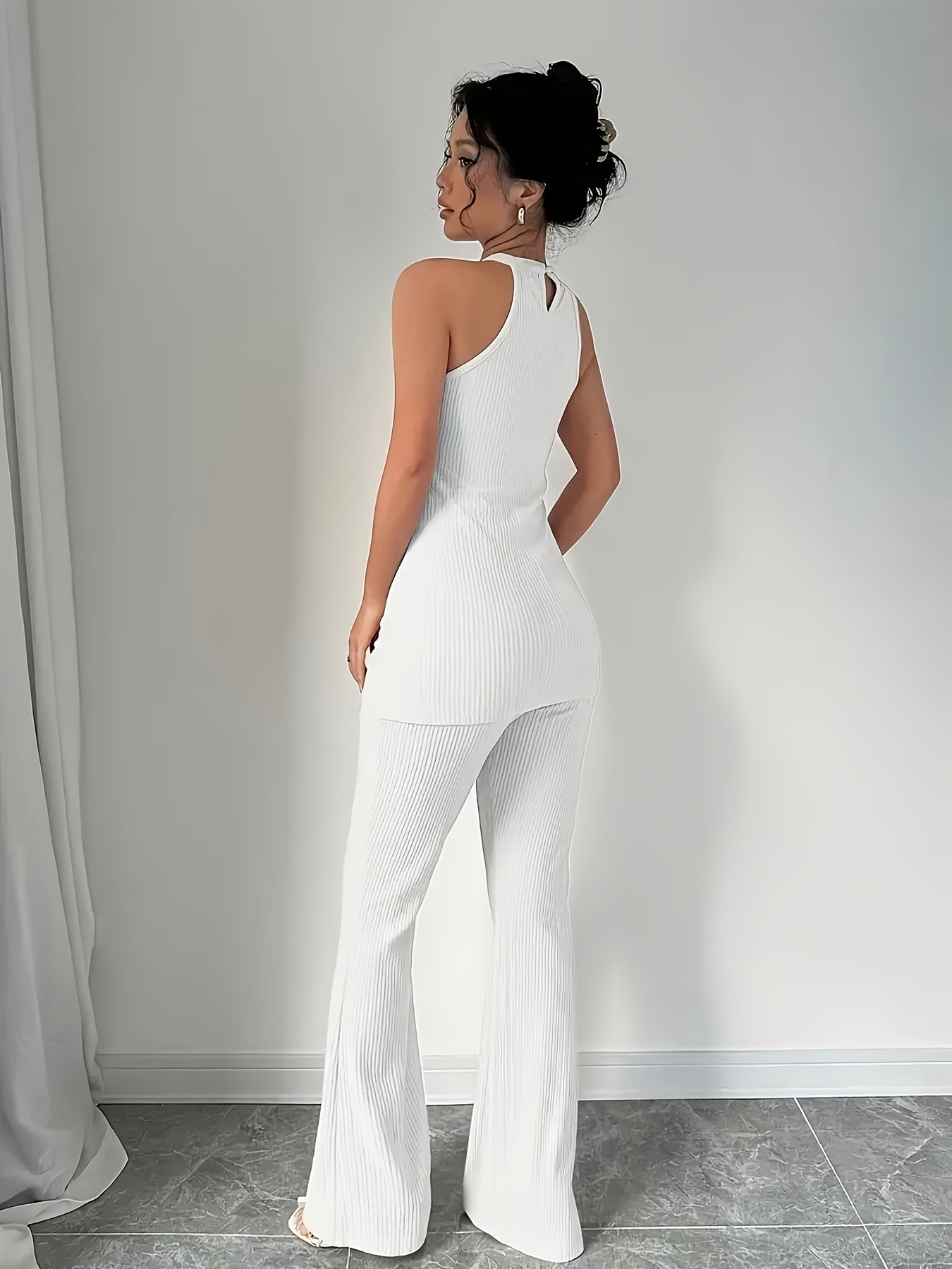 Sleeveless Halter Top & Skirt For Women - Solid Color, Perfect For Casual Wear, Women'S Sleeveless Solid Color Camisole Top And Pants, Casual Chic Wear | Elegant Twopiece, Elegant Women'S Solid Color Sleeveless Halter Top & High-Waist Pants Set