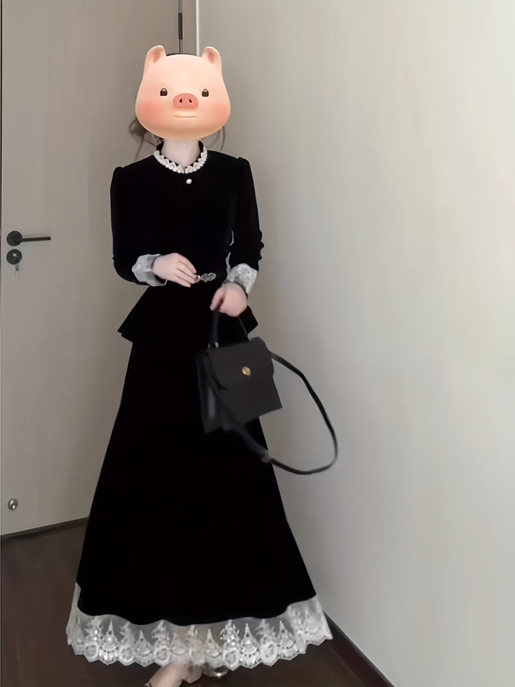 New Autumn And Winter French Temperament Suits for Women, Slim And Flesh-Covering, Slim-Fitting Lace Splicing Tops And Skirts, Two-Piece Suits