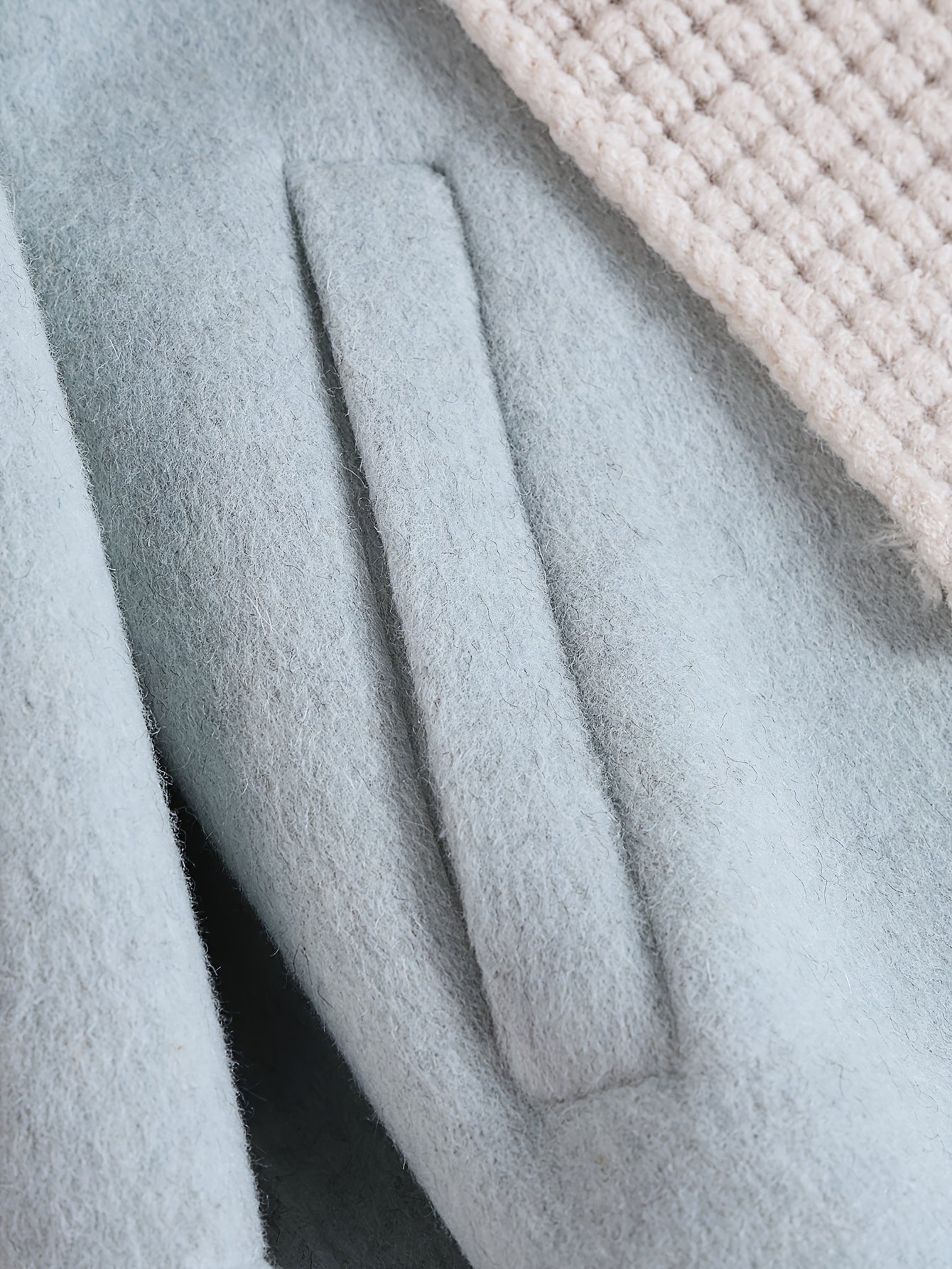 Women'S Mint Green Luxury Wool Coat - Elegant Lapel Collar Single-Breasted Winter Jacket with Pockets, Soft Warm Outerwear for Fall & Winter, Casual to Formal Events, Winter Coat, Formal Event Attire, Sophisticated Style, Durable Fabric