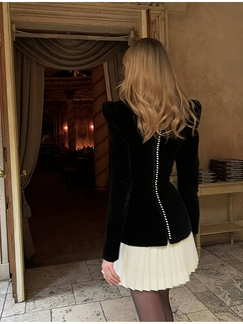 Elegant Red Long Sleeve Mini Dress with Pleated Hem - Square Neck, Fitted Top & Flared Skirt, Perfect for Fall\u002FWinter, Adult Women'S Fashion, Winter Fashion|Sophisticated Style|Polyester Fabric