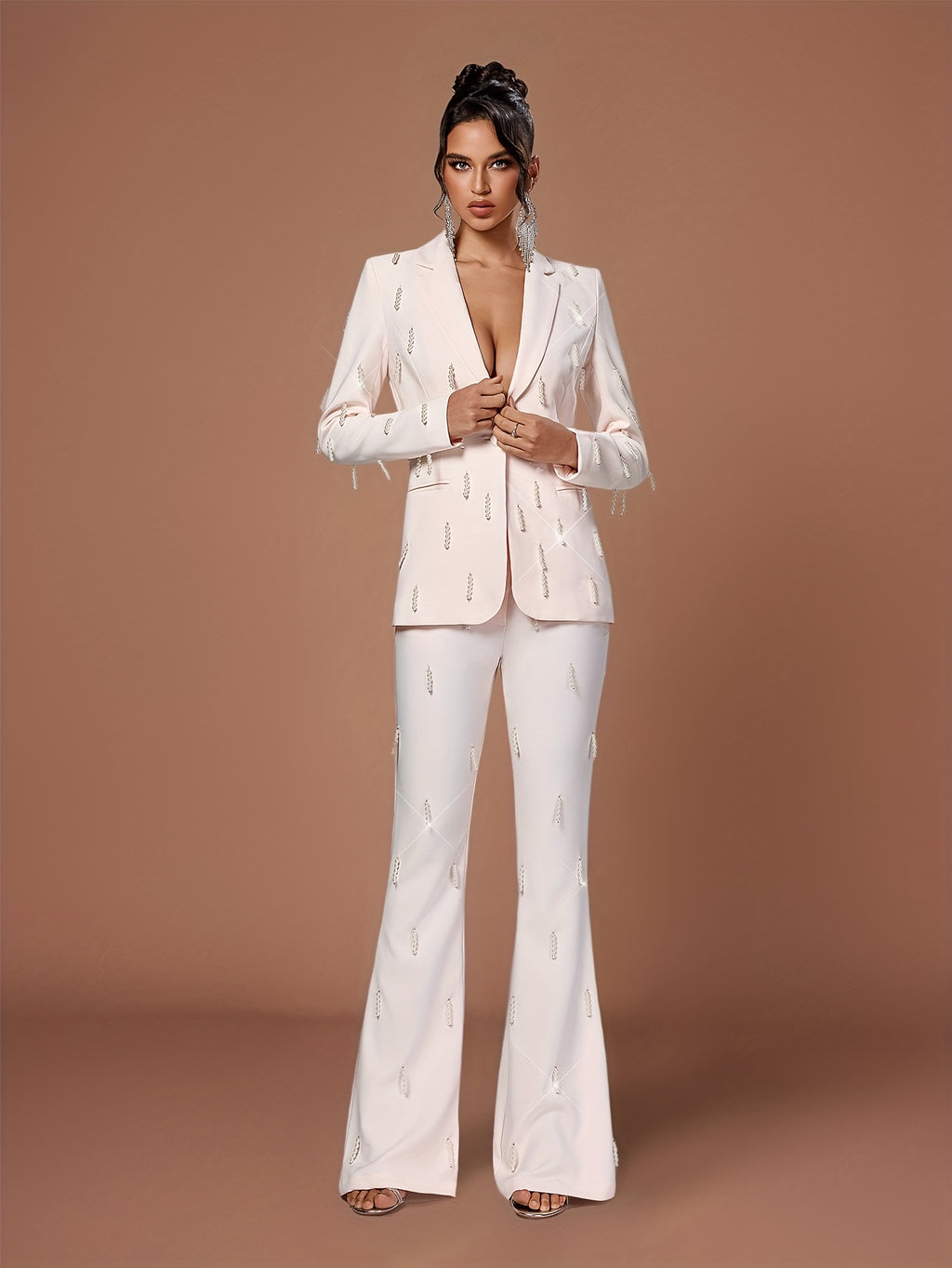 Elegant Beaded Blazer & Pants Set - Chic White Double-Breasted Suit with Lapel Collar, Long Sleeves, and Side Pockets for Women, Perfect for Casual or Formal Occasions, Casual Attire|Sophisticated Style|Beaded Detailing