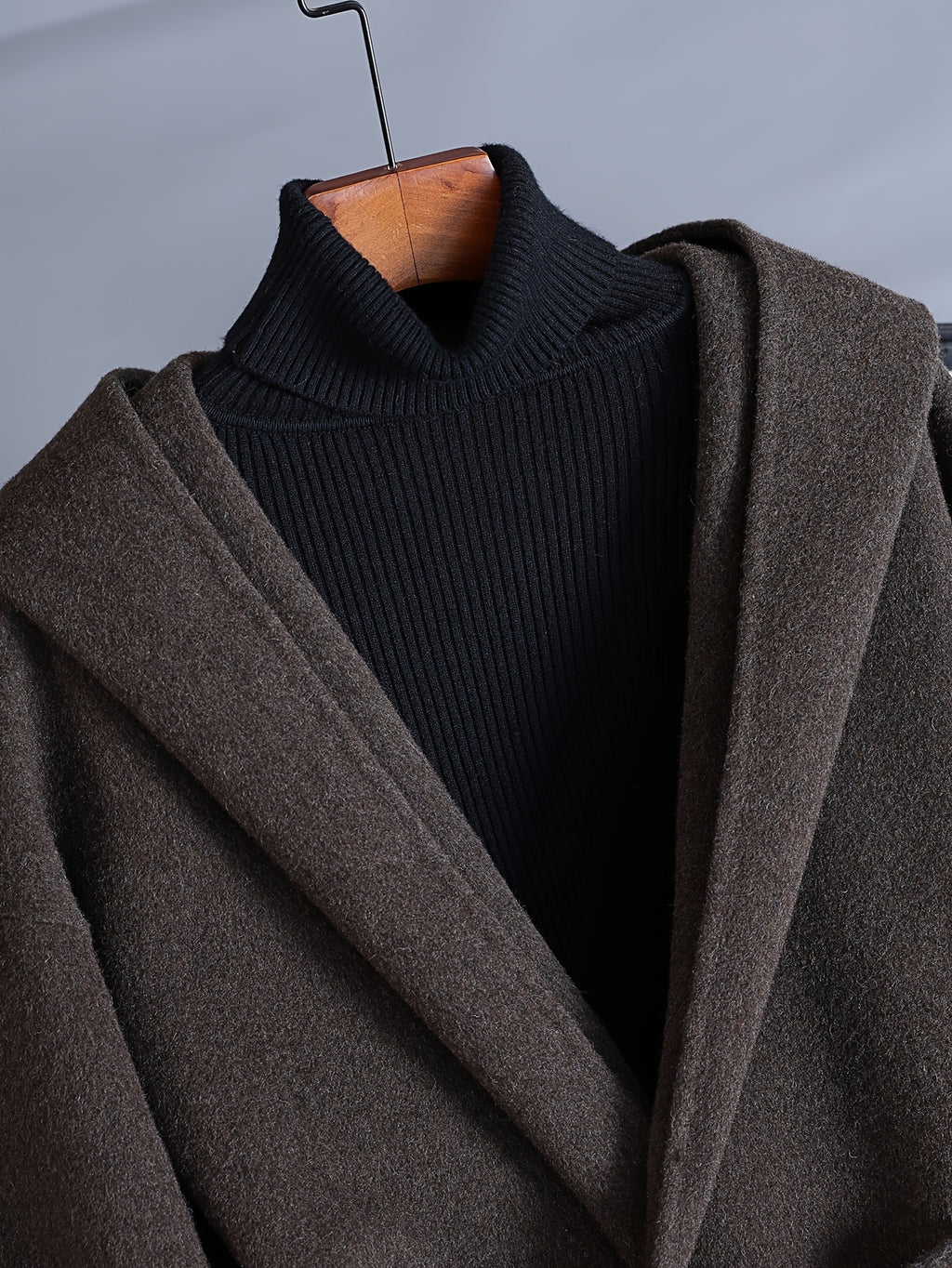 Women'S Elegant Hooded Coat - Long Formal & Everyday Outerwear, Chic Brown Winter Jacket with Front Pockets, Structured Fit for Fall\u002FWinter, Ladies Winter Coats, Fall Fashion, Sophisticated Design, Durable Fabric, Office Wear