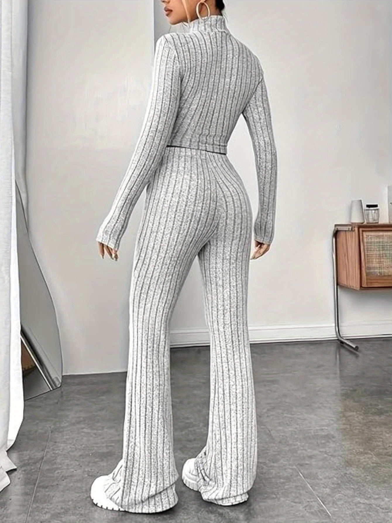 Women's Fashion Light Gray Two-piece Set, High-necked Simple Top Matched with High-waisted Wide-leg Trousers, Tailored and Design, Suitable for Daily Commuting, Home Leisure and Other Occasions, Warm and Elegant in Autumn and Winter,