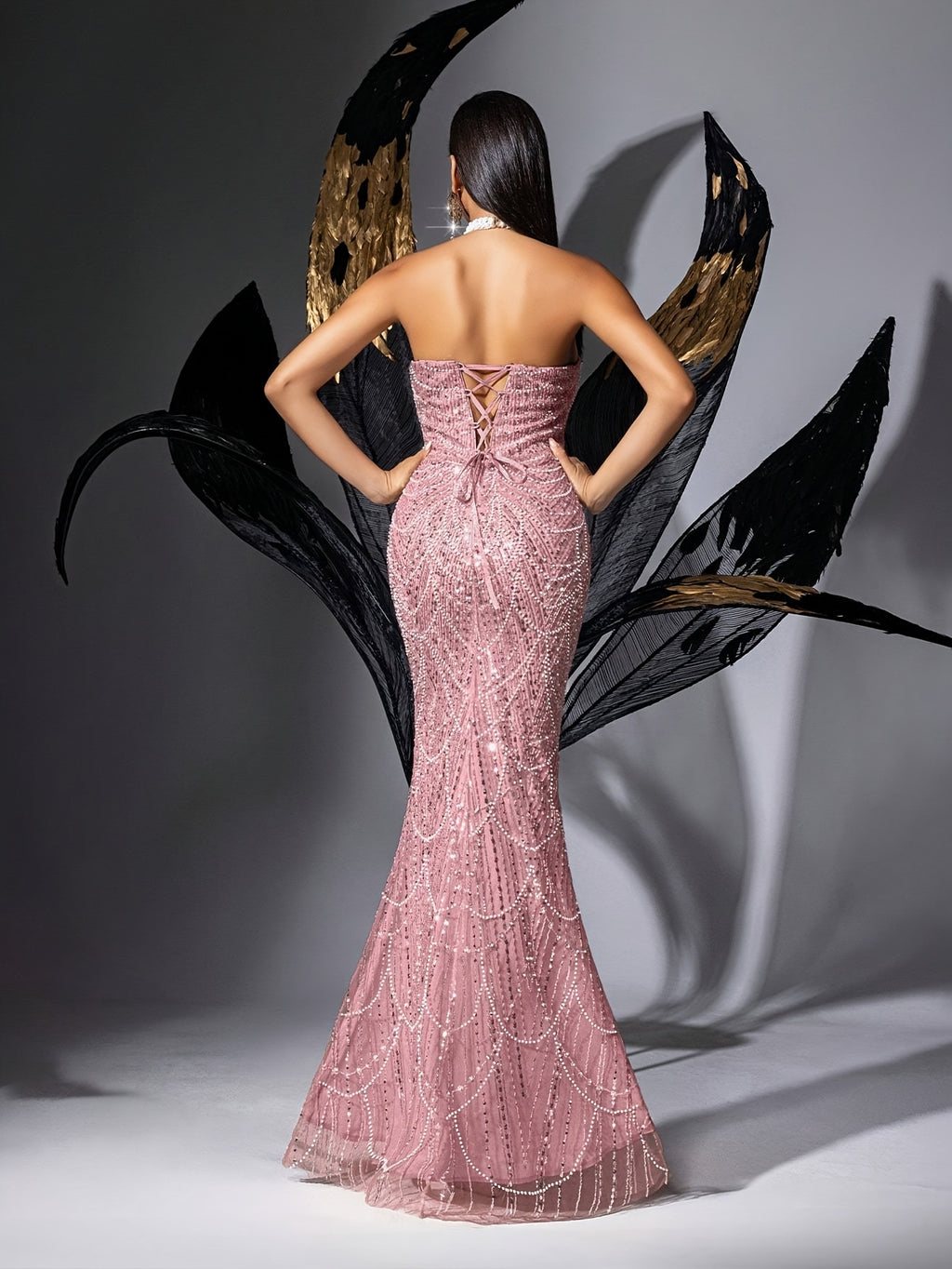 Elegant Backless Mermaid Evening Gown - Emerald Green Sequin & Lace Detailing, Round Neck Sleeveless Bodycon Dress for Women, Spring\u002FFall Formal Party Banquet