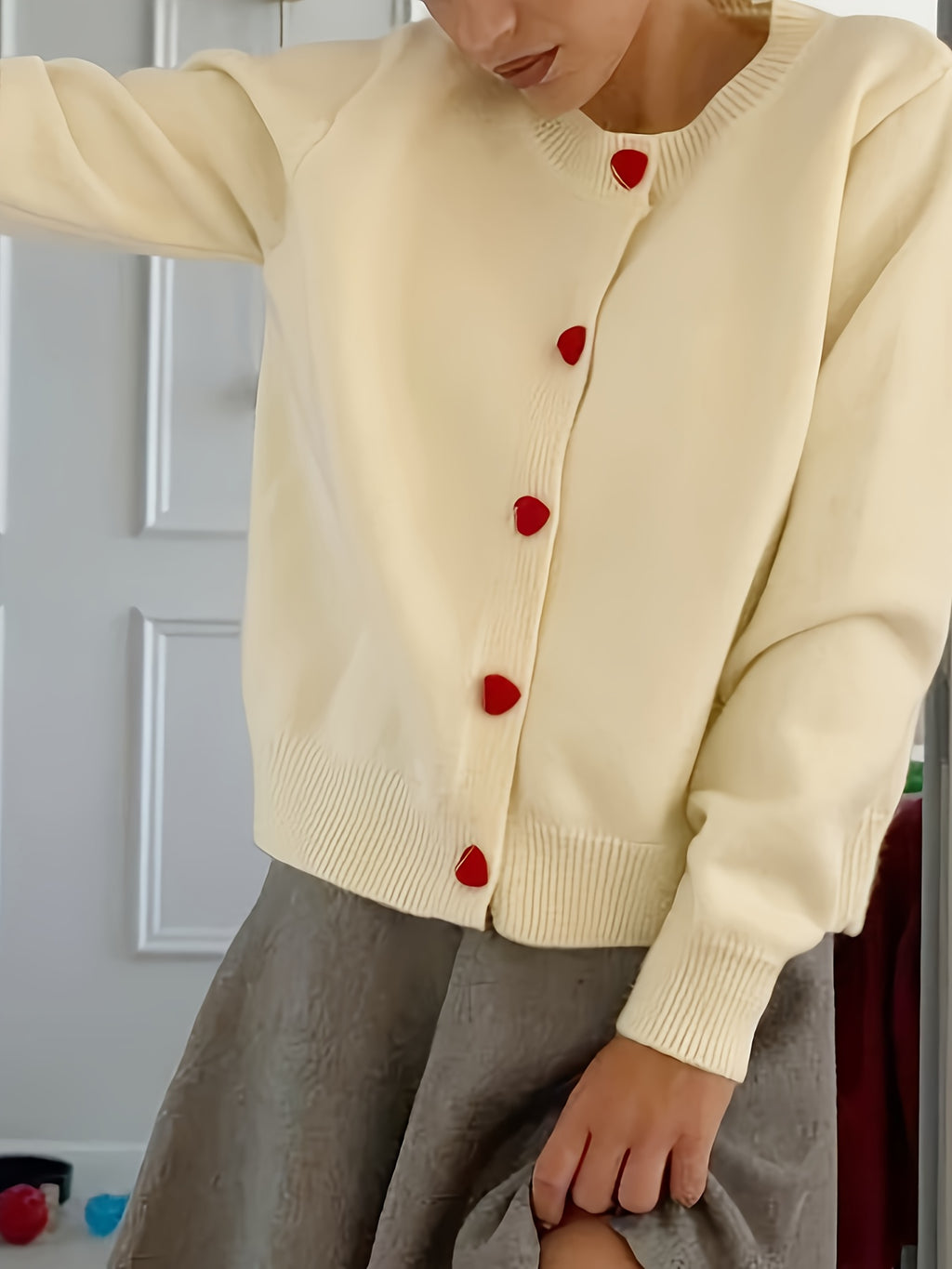 Round Neck Buttoned Cardigan