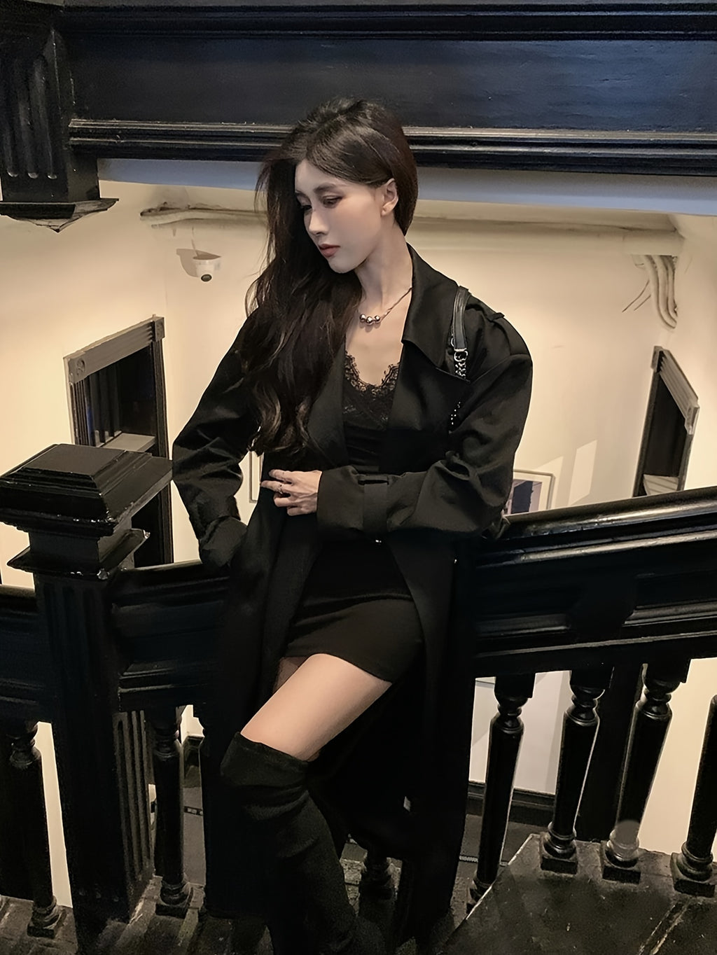 Women'S Elegant Black Lace-Up Fitted Long Coat Jacket - Chic Button-Front Closure, Non-Stretch Fabric, Loose Fit, Perfect for Fall\u002FWinter, Office, Party